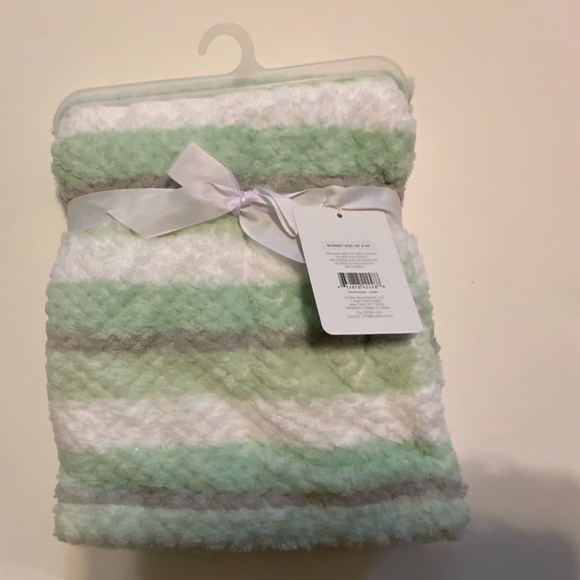 BUTTONS & STITCHES GREEN WHITE STRIPE PLUSH SIZE 30 X 35 BABY BLANKET BLANKET - Picture 3 of 3